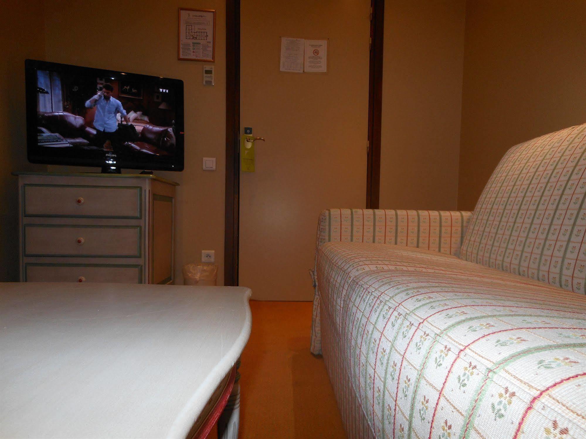 Logis Hotel Beausejour Colmar Ngoại thất bức ảnh