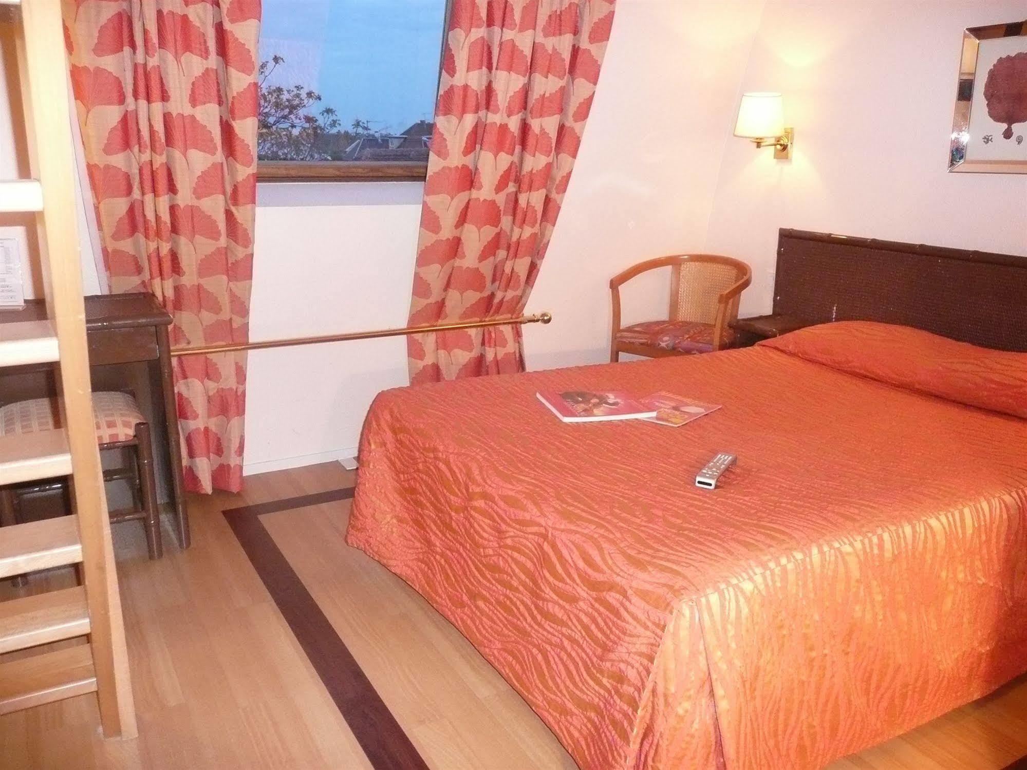 Logis Hotel Beausejour Colmar Ngoại thất bức ảnh